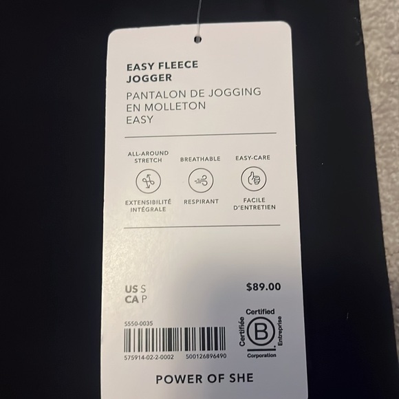 Athleta Easy Fleece MID RISE JOGGER
Midweight fleece with relaxed fit. - Picture 3 of 12